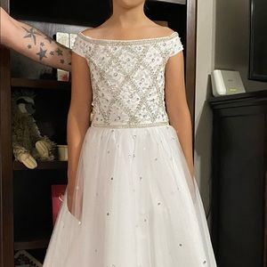 Girls Size 10 White Gown